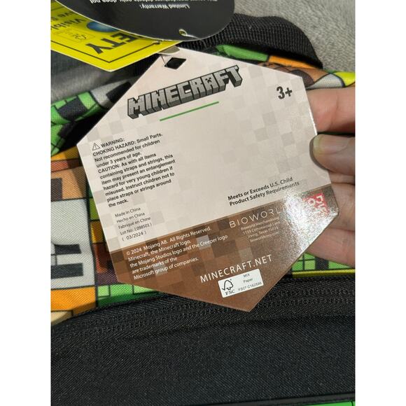 NWT Minecraft Creeper 16" School Backpack‎ Green & Black Back to School Age 3+ - Picture 5 of 12